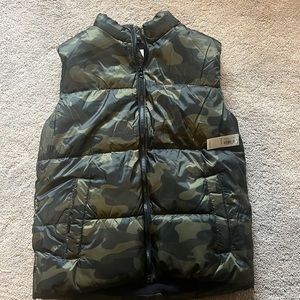 Old Navy Camou Vest